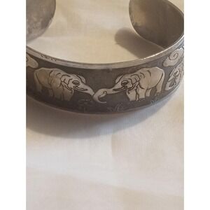 ASIAN ELEPHANTS ON CUFF BRACELET